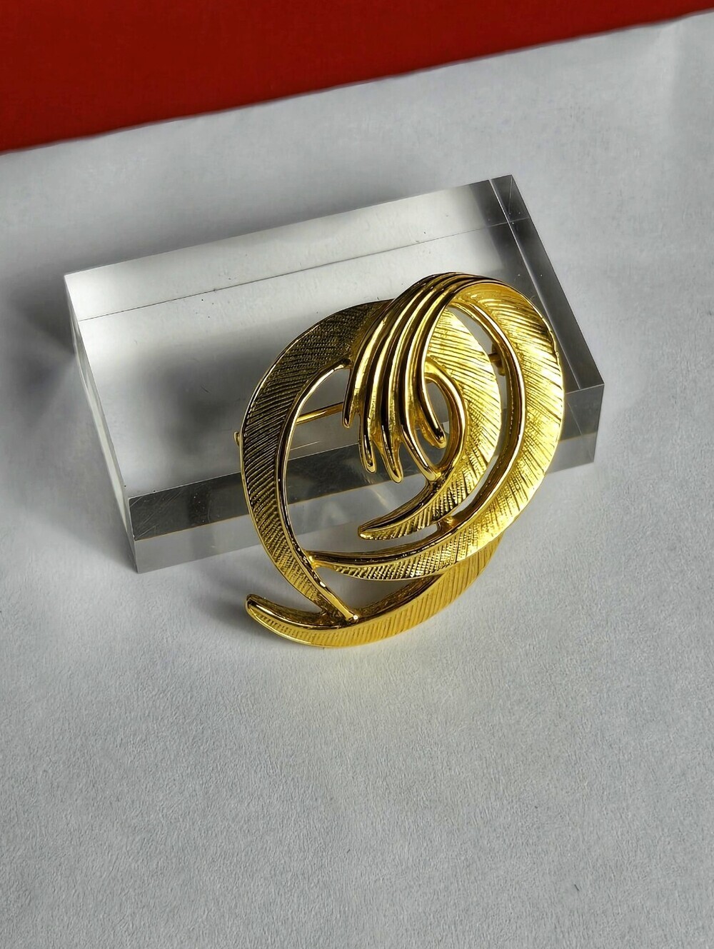 Vintage Gold-tone Swirl Brooch